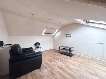 3 bedroom Apartment to let in Duffield Road, Derby, City Centre, DE1
