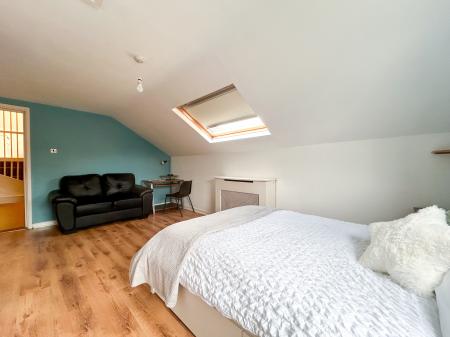 3 bedroom Apartment to let in Duffield Road, Derby, City Centre, DE1