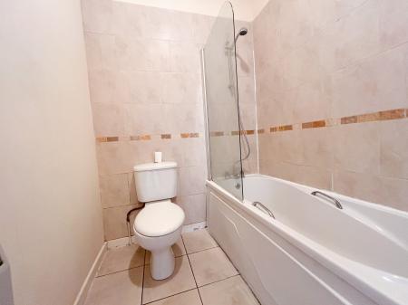 3 bedroom Apartment to let in Duffield Road, Derby, City Centre, DE1