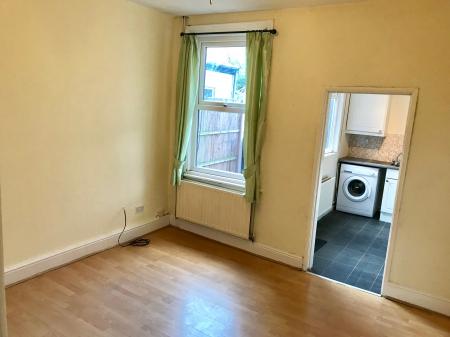 2 bedroom House to let in Findern Street, Derby, City Centre, DE22