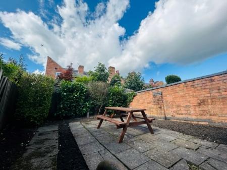 4 bedroom Terraced House to let in Sherwin Street, Derby, DE22