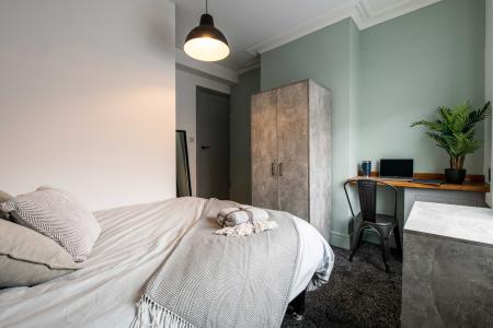 4 bedroom Terraced House to let in Campion Street, Derby, DE22