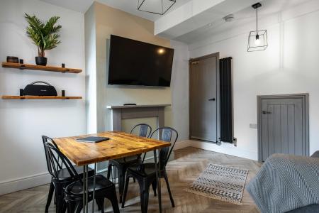 4 bedroom Terraced House to let in Campion Street, Derby, DE22