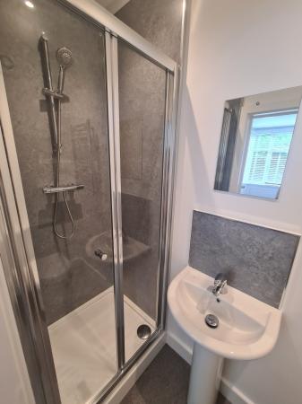 5 bedroom Flat to let in Kedleston Old Road, Derby, DE22
