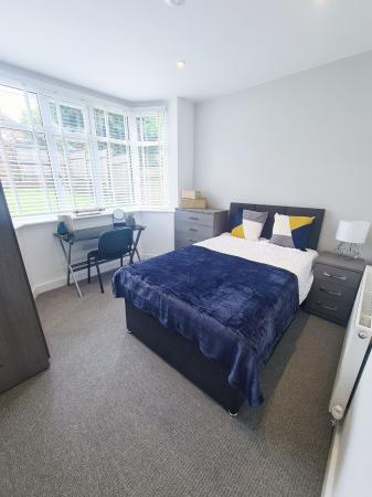 5 bedroom Flat to let in Kedleston Old Road, Derby, DE22