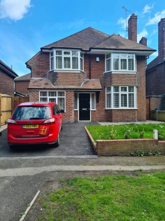 5 bedroom Flat to let in Kedleston Old Road, Derby, DE22