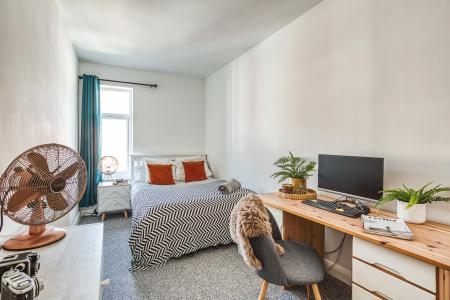 4 bedroom Terraced House to let in Peach Street, Derby, City Centre, DE22