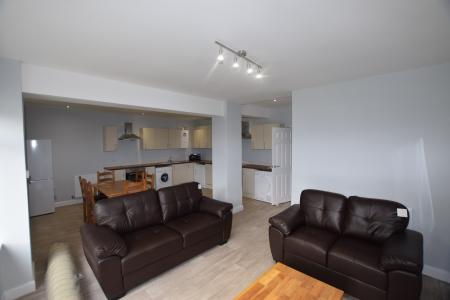 7 bedroom Semi-detached house to let in Slater Avenue, Derby, DE1