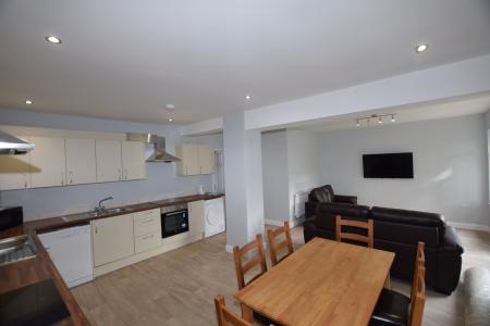 7 bedroom Semi-detached house to let in Slater Avenue, Derby, DE1