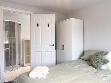 7 bedroom Semi-detached house to let in Slater Avenue, Derby, DE1