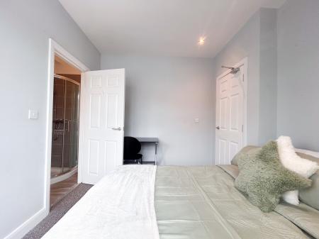 7 bedroom Semi-detached house to let in Slater Avenue, Derby, DE1