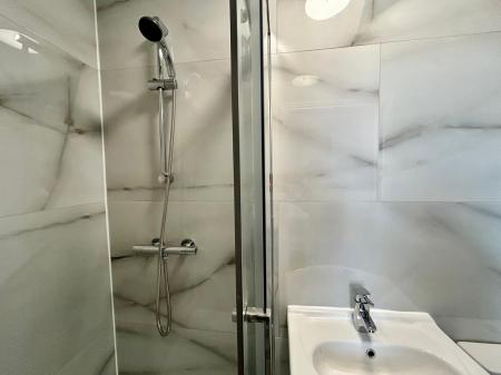 5 bedroom Semi-detached house to let in Ashbourne Road, Derby, DE22