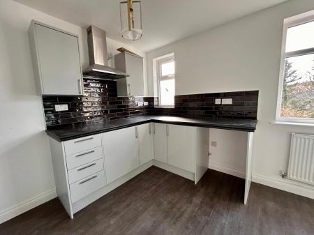 5 bedroom Semi-detached house to let in Ashbourne Road, Derby, DE22