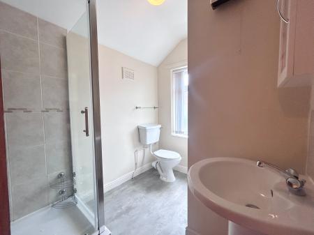 2 bedroom Flat to let in Peach Street, Derby, DE22