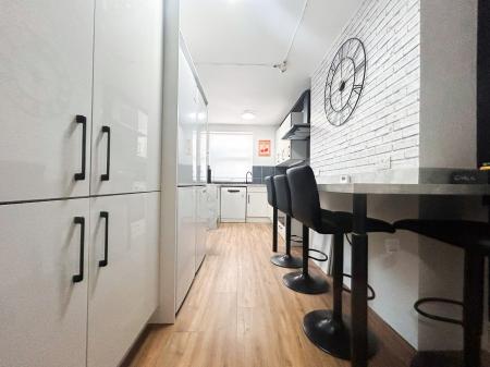 5 bedroom Terraced House to let in Etwall Street, Derby, DE22