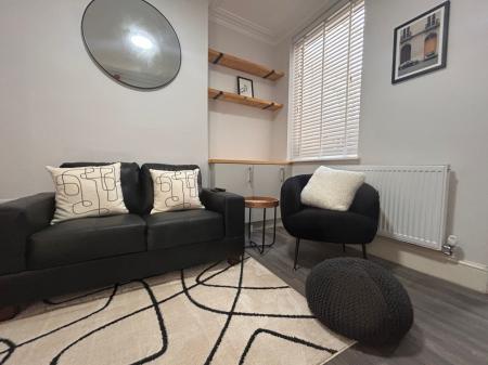 5 bedroom Terraced House to let in Etwall Street, Derby, DE22