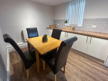 4 bedroom Terraced House to let in Redshaw Street, Derby, DE1