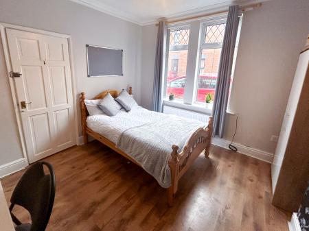 4 bedroom Terraced House to let in Redshaw Street, Derby, DE1