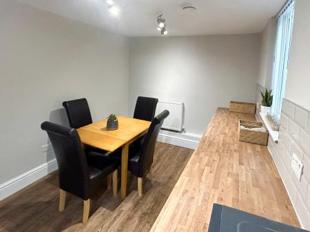 4 bedroom Terraced House to let in Redshaw Street, Derby, DE1