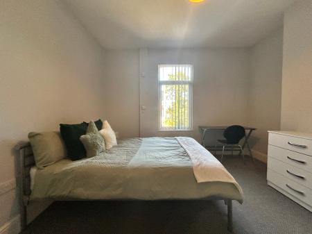 4 bedroom Terraced House to let in Peel Street, Derby, DE22