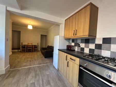 4 bedroom Terraced House to let in Peel Street, Derby, DE22