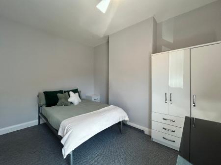 4 bedroom Terraced House to let in Peel Street, Derby, DE22