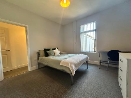 4 bedroom Terraced House to let in Peel Street, Derby, DE22