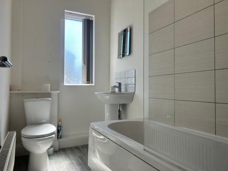 4 bedroom Terraced House to let in Peel Street, Derby, DE22