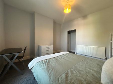 4 bedroom Terraced House to let in Peel Street, Derby, DE22