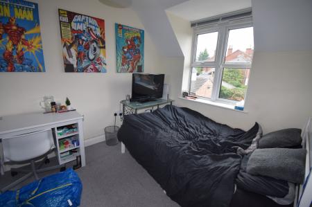4 bedroom Town house to let in St Katherine's Court, Derby, DE22