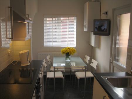 4 bedroom Terraced House to let in Pybus Street, Derby, City Centre, DE22