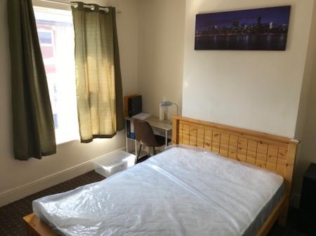 2 bedroom Terraced House to let in Peach Street, Derby, City Centre, DE22