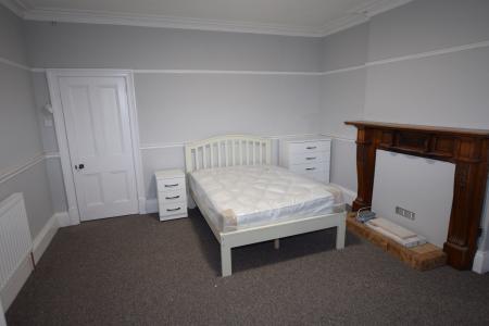 3 bedroom Flat to let in Radbourne Street, Derby, DE22