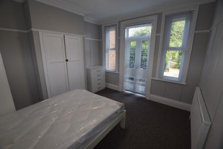 3 bedroom Flat to let in Radbourne Street, Derby, DE22