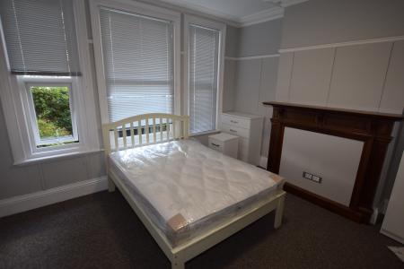 3 bedroom Flat to let in Radbourne Street, Derby, DE22