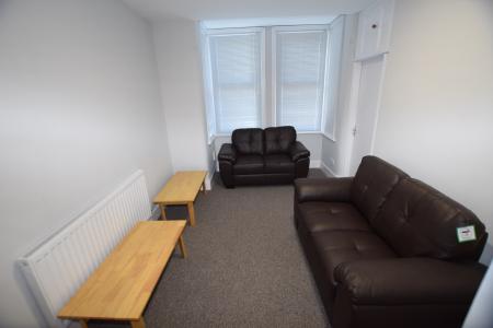 3 bedroom Flat to let in Radbourne Street, Derby, DE22
