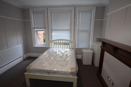 3 bedroom Flat to let in Radbourne Street, Derby, DE22