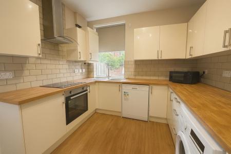 4 bedroom Terraced House to let in Etwall Street, Derby, City Centre, DE22