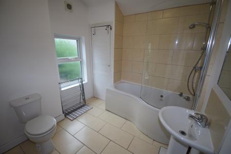 2 bedroom Terraced House to let in Cecil Street, Derby, DE22