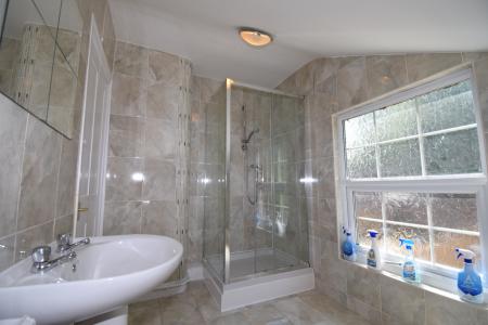 4 bedroom Terraced House to let in Crompton Street, Derby, DE1