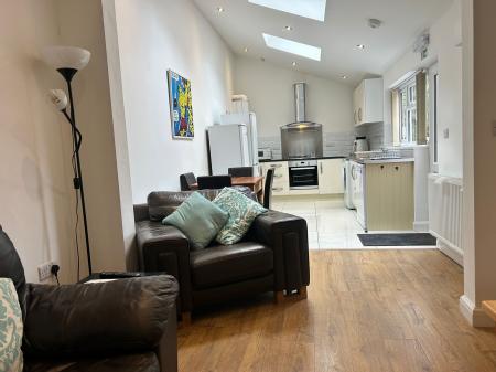 Quarn Gardens, Derby, DE1