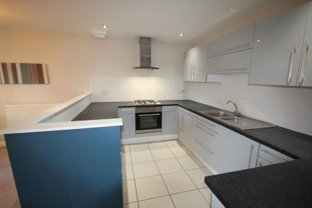 2 bedroom Apartment to let in Pineview Gardens, Derby, Littleover, DE23