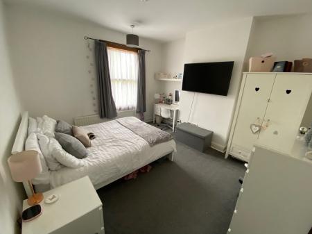 2 bedroom House to let in Redshaw Street, Derby, DE1