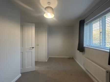 2 bedroom House to let in Silverburn Drive, Oakwood, Derby, DE21