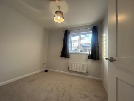 2 bedroom House to let in Silverburn Drive, Oakwood, Derby, DE21