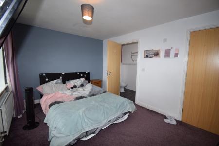 4 bedroom Town house to let in Slack Lane, Derby, DE22