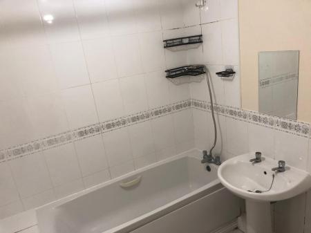 1 bedroom Apartment to let in Jackdaw Close, Derby, DE22