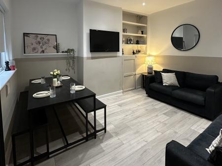 4 bedroom Terraced House to let in Macklin Street, Derby, DE1