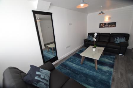 4 bedroom Terraced House to let in Mundy Close, Derby, DE1