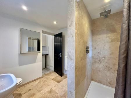 4 bedroom Terraced House to let in Ward Street, Derby, DE22